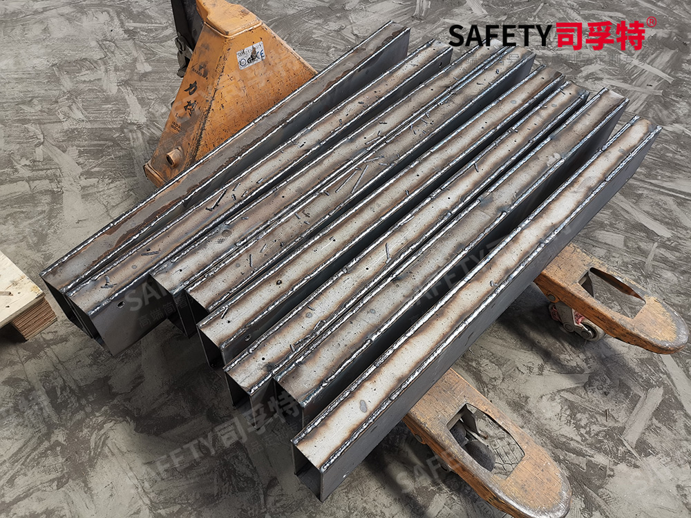 大通透玻璃建筑(陽光房)進入精致鋼時代擁有更多優(yōu)點-司孚特精制鋼(圖2) IMG_20230723_091105.jpg