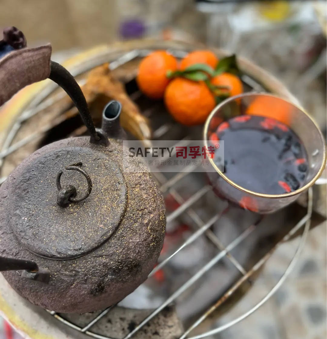 經典永不過時,“圍爐煮茶”掀起新式社交風「司孚特圍爐茶桌」(圖3) 經典永不過時,“圍爐煮茶”掀起新式社交風「司孚特圍爐茶桌」(圖3)