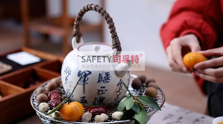 圍爐煮茶成民宿招牌項目，文旅行業(yè)需要“儀式感消費”[司孚特精制鋼圍爐](圖2)